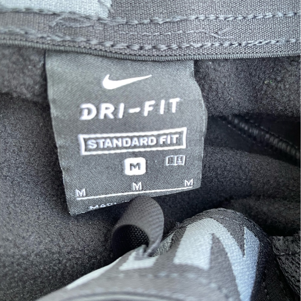 Men’s Nike Black Dri-fit Jogger Pants - Picture 3 of 3